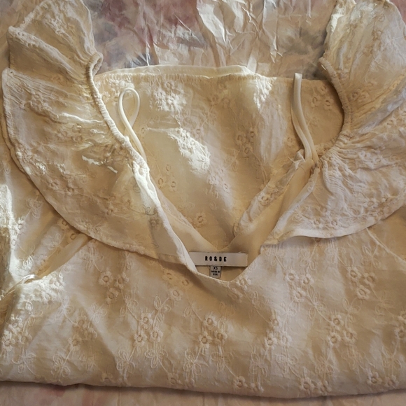 RO & DECream/Ivory Floral Ruffle Blouse - Picture 9 of 12